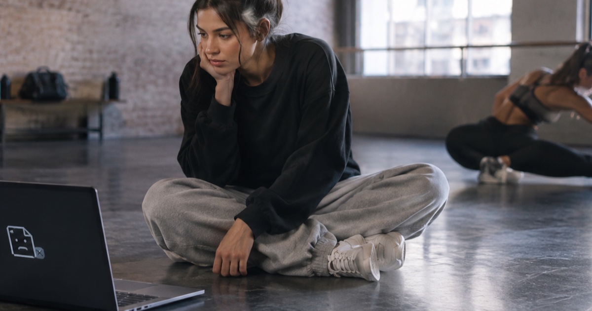 Troubleshooting Looks Can Kill AI: Upload, Render, Face, Hands, Stiffness, Aspect Ratio and Credits